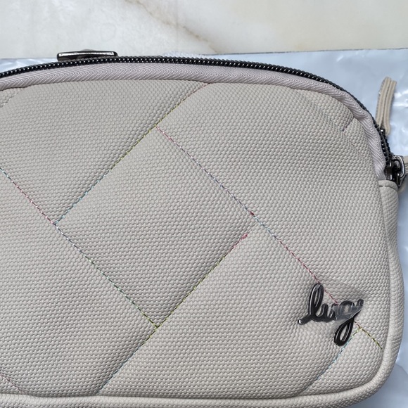 BNWT Lug Coupe Matte Luxe VL convertible crossbody in Pebble Icepop stitch. - Picture 7 of 7